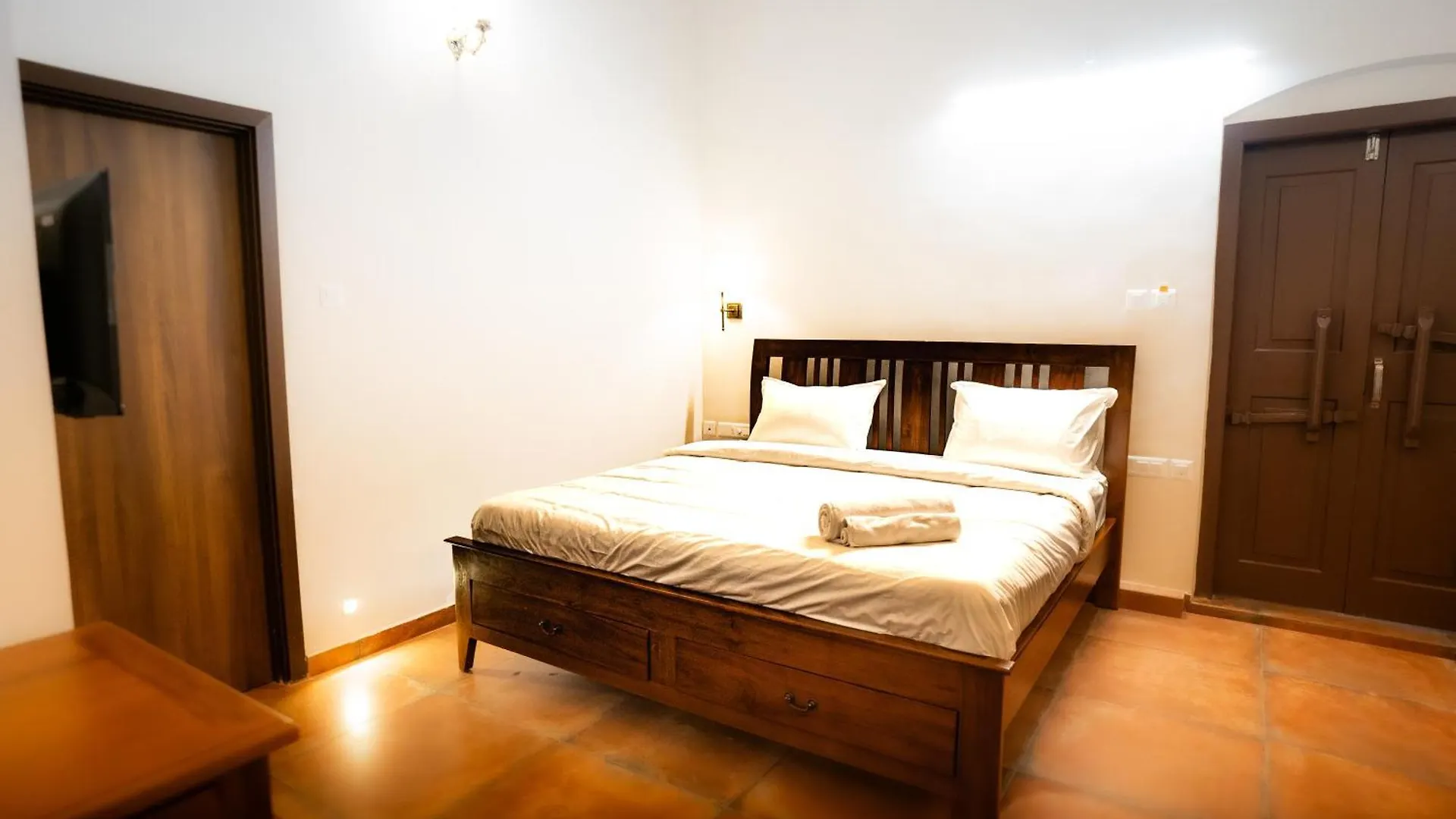 Sarada Mandiram Hotel Kochi